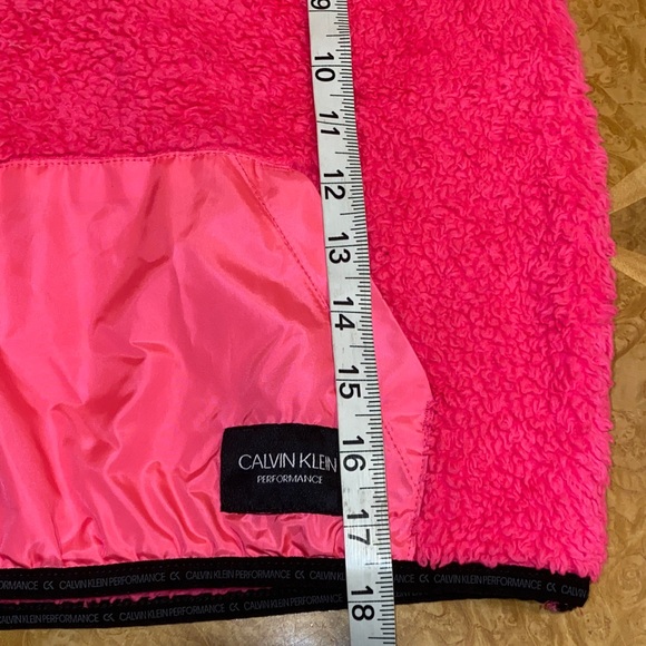 5/$25 Calvin Klein Kids Girls Fuchsia Sherpa Hoodie Size 7/8 - Picture 8 of 8